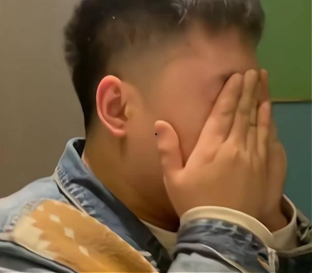 河南夫妻吃大瓜视频大全,趣味横生的家庭生活瞬间