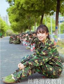 吃瓜爆料军训跳舞视频女孩,揭秘军训跳舞视频女孩的幕后故事
