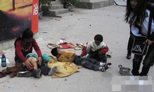 人贩子送孩子吃瓜视频